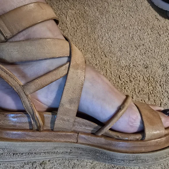 A.S.98 Women's Brown Strappy Platform Sandals - Picture 4 of 4